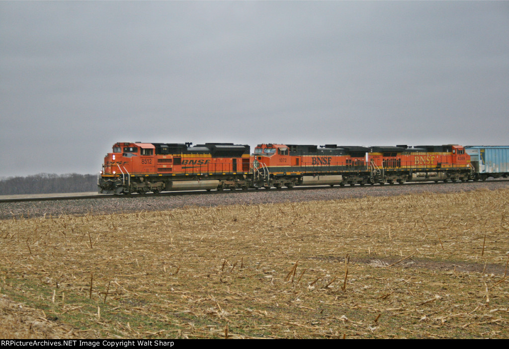 BNSF 1072